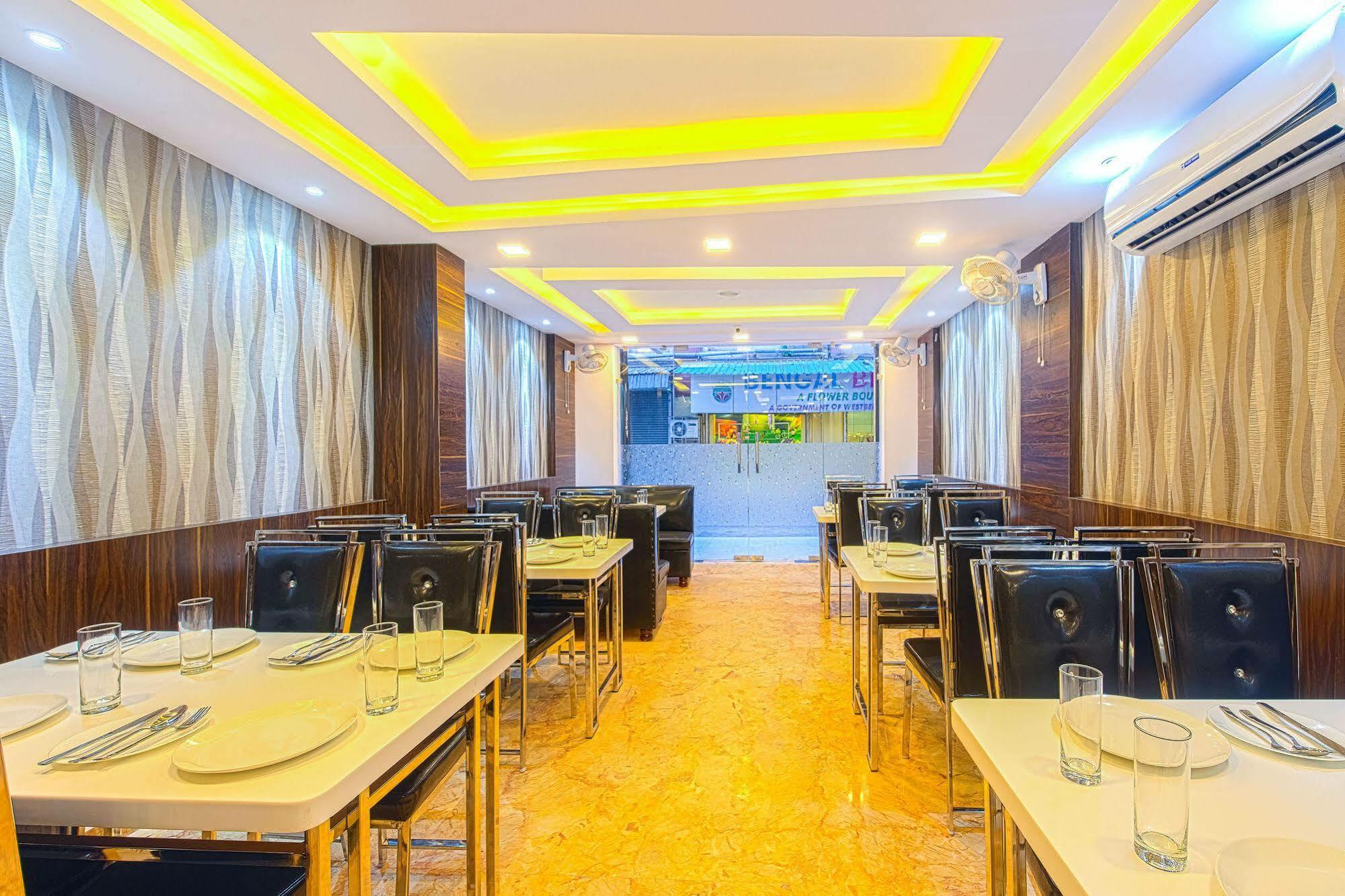Treebo Orion Sapphire, Beck Bagan Hotel Kolkata Exterior photo